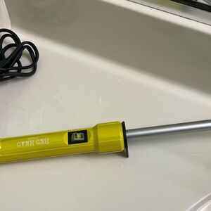 Bed Head Yellow Curling Iron